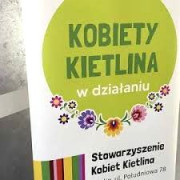 Baner z napisem "Kobiety Kietlina"