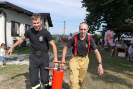 Dwaj strażacy 