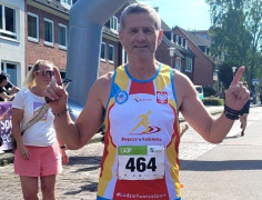 Piotr Płoskoński na linii startu  