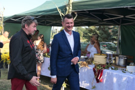 Dwóch mężczyzn 