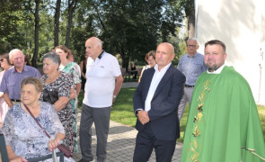 Grupa osób