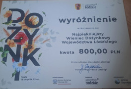 Tabliczka z napisem wyróżnienie 