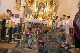 Ołtarz w kościele 