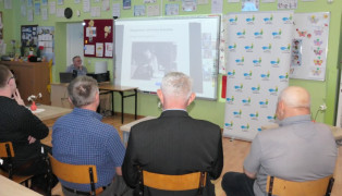 Uczestnicy spotkania literackiego w formule online 