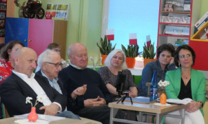 Uczestnicy spotkania literackiego 