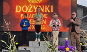 Dekoracja uczestników zawodów 