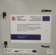 Plakat: widoczne litery 