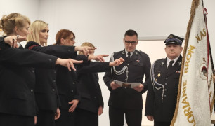 Moment ślubowania druhów OSP Strzałków 