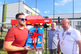 Moment wręczania nagród