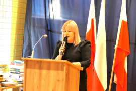 Dyrektor podczas przemówienia 