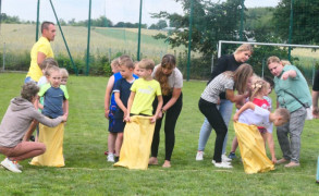 Konkurencja sportowa polegająca na biegu w workach 