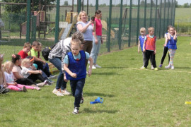 Chłopiec podczas zawodów sportowych