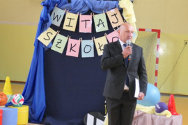 Mężczyzna podczas przemówienia 